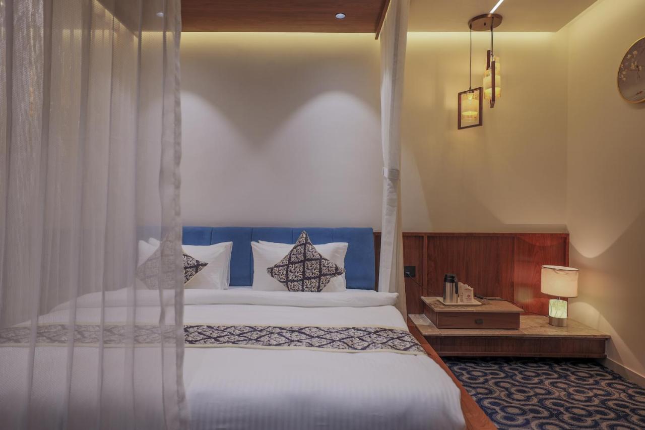 Hotel Aditya Mansingh Inn Somnāth Exterior foto